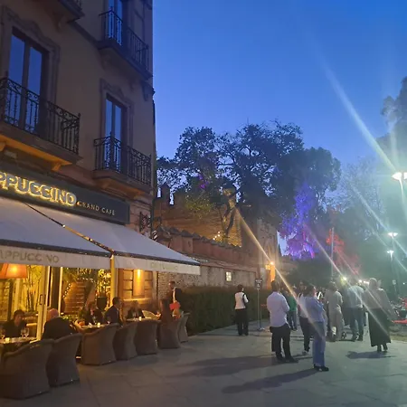 Tiny House El Sol * Sevilla